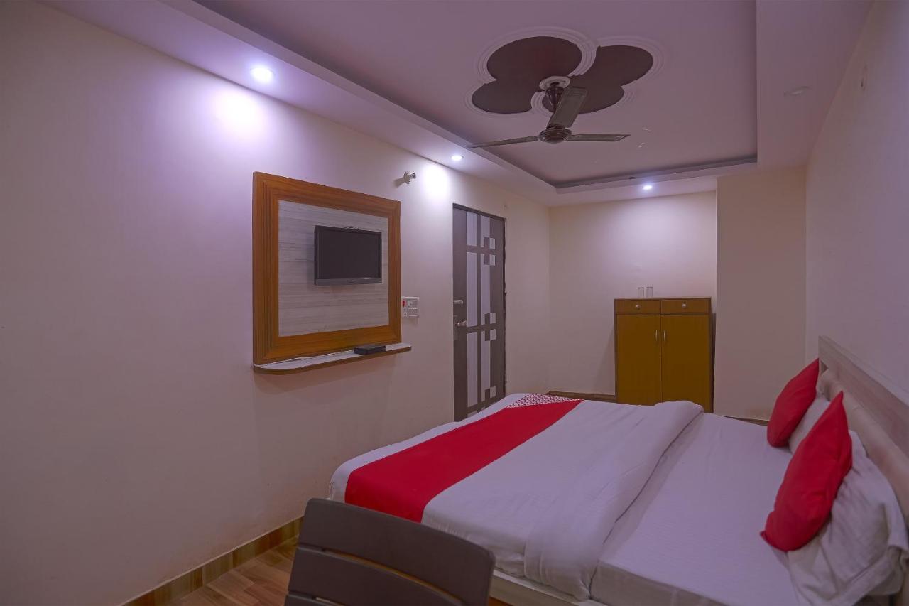 Oyo Flagship 79289 Hotel Grand Keshav Ghaziabad Exterior foto
